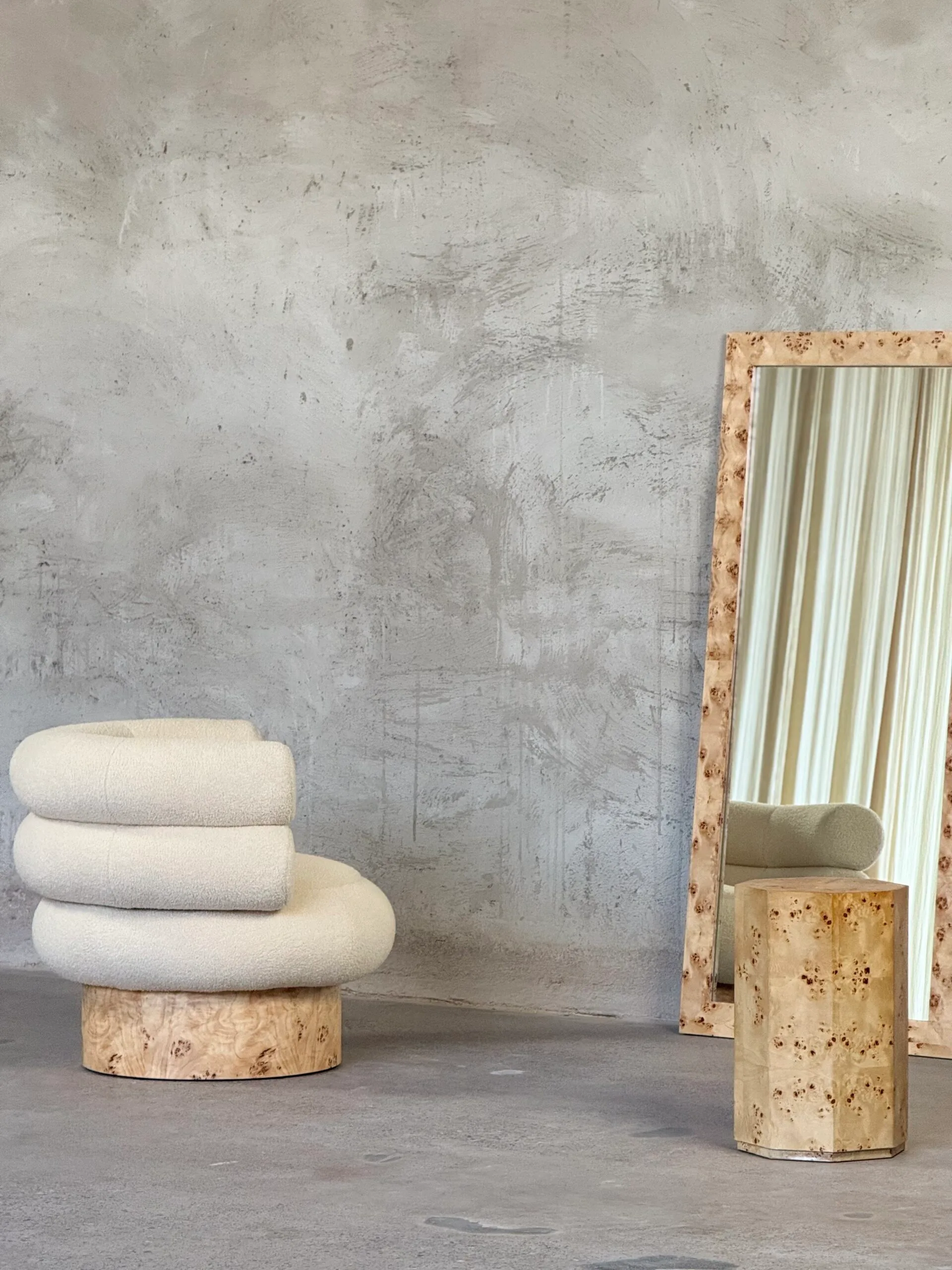 Mid-Century Modern Lounge Chair: Premium Bouclé Fabric & Burled Wood Accent Armchair - Image 4