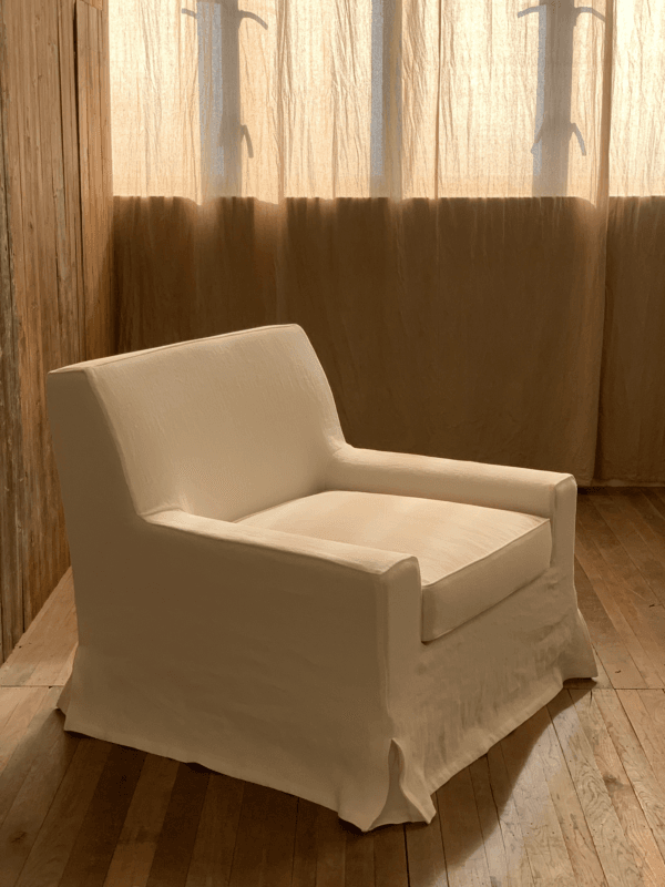 JS013 Linen Fabric Slipcovered Armchair w/ Down Feather